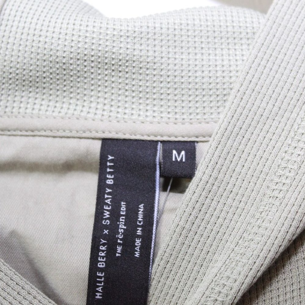 NWT Halle Berry x Sweaty Betty Hera Waffle Hooded Dress Size Medium H13706 - Picture 5 of 12